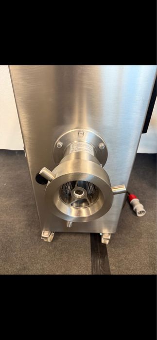 Месомелачка 114 мм 5,5 KW