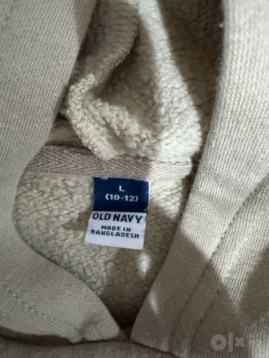 Спортивные костьмы gap,old navy на 9-10 лет