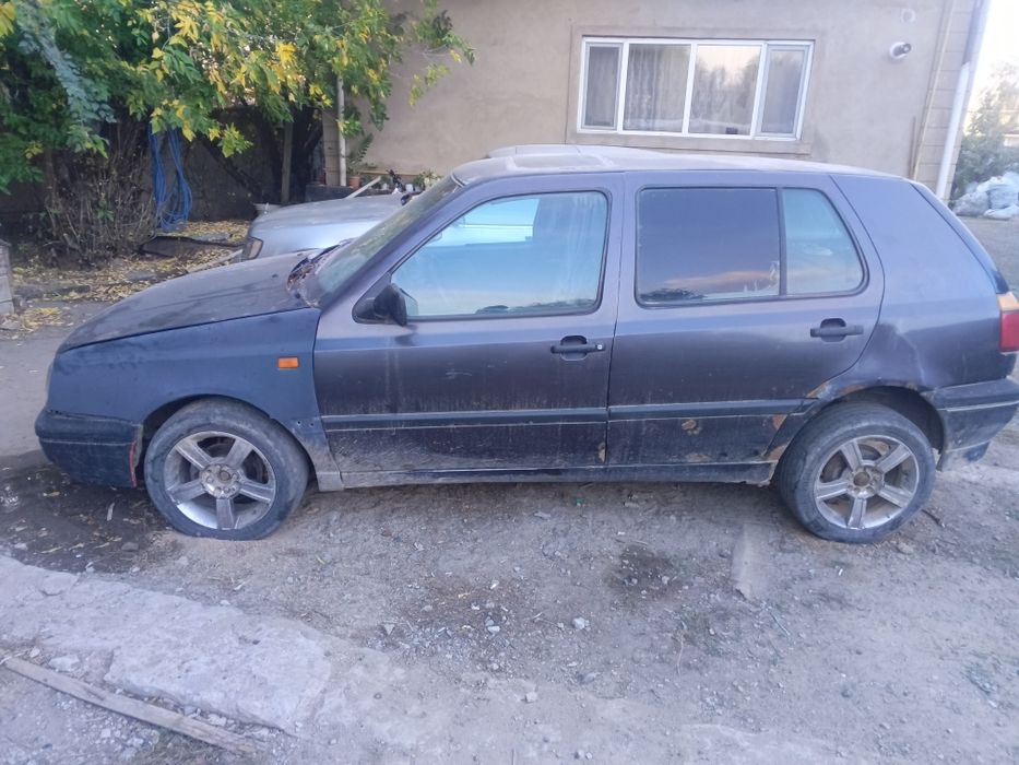 Volkswagen Golf.