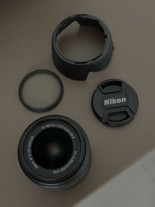 Nikon D5300 + 85mm f/ 1.4G Obiectiv + Set