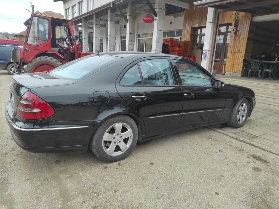 Mercedes-Benz E-Class (W211) – 2005 г.