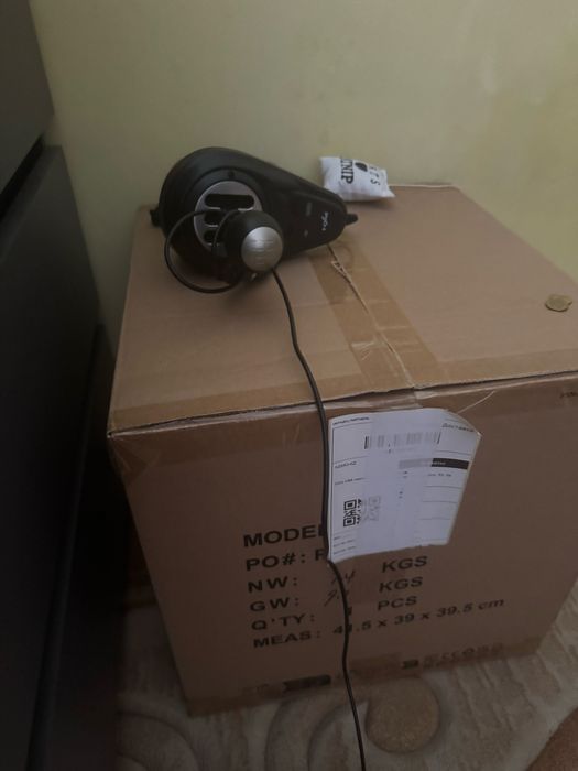 Продам игровой руль PXN v99