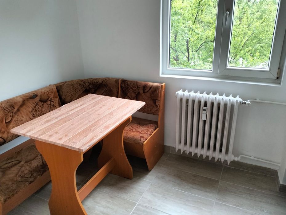 Închiriez apartament 2 camere Valea Roșie