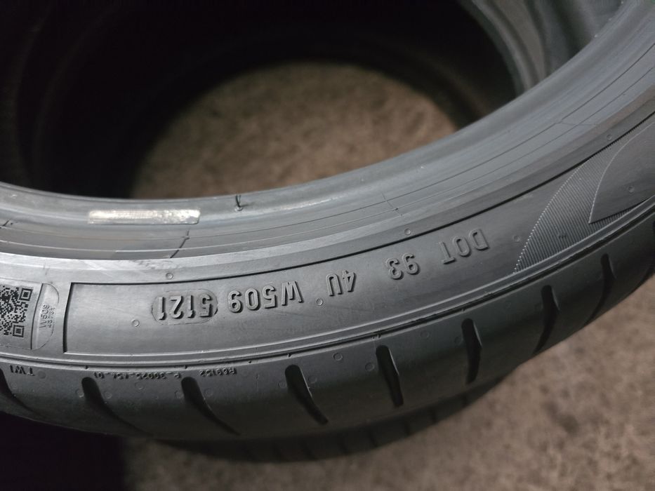 Pirelli 225/40 R19 93Y vară runflat