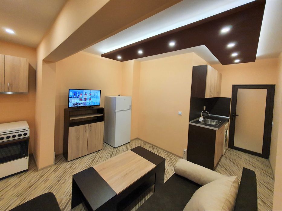 Двустаен дизайнерски под наем