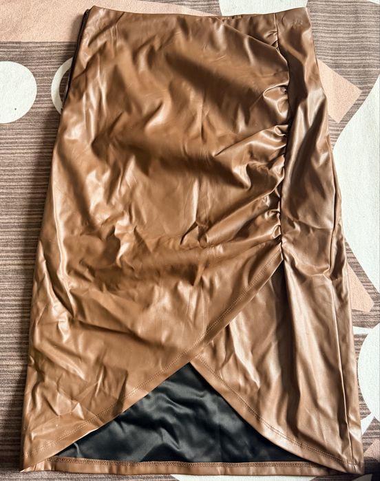 Пакет дамски дрехи + аксесоари S/M – изгодно