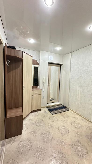 Продам трех комнатную квартиру