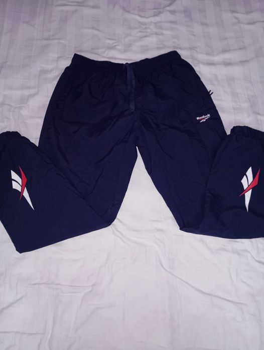 Спортивный костюм Reebok