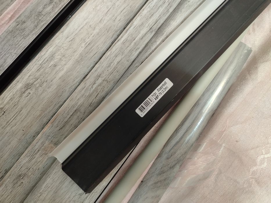 Плинтус на креплении