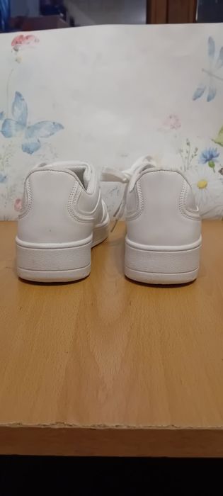 Нови дамски кецове - 40 номер