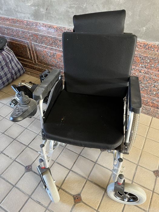 Nogironlik aravasi yangi