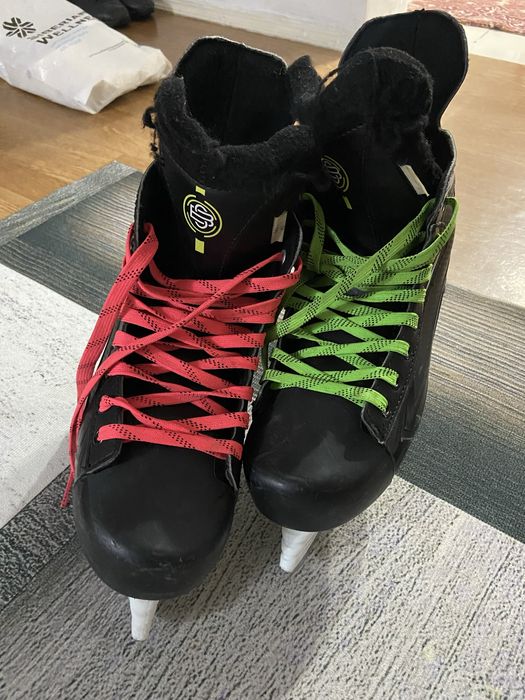 Коньки.         .