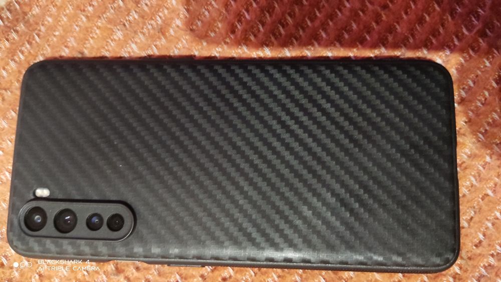 One plus nord 12+7/256 продава/бартер