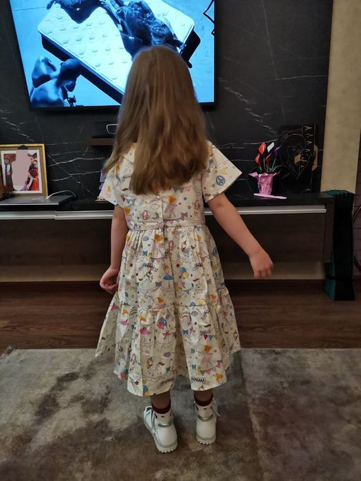 Платье с единорогами на 5-6 лет