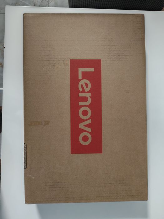 Lenovo IdeaPad Slim 3, 15" 512GB SSD 16GB RAM