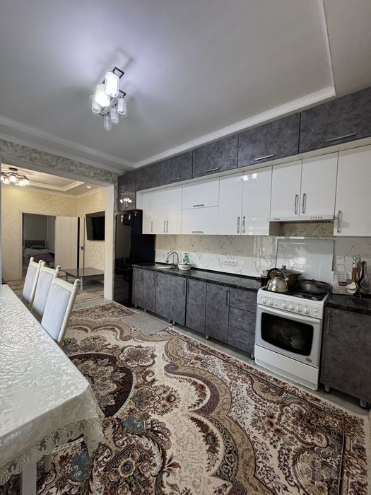 Продается участок 4.5соток 6 ком на Шрейдр. От Учкахрамон 5 км