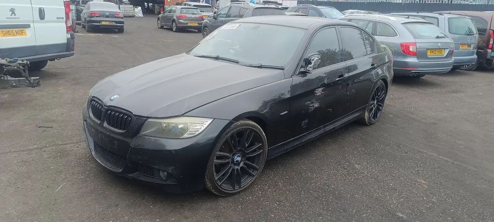 Dezmembrari / Dezmembrez BMW Seria 3 (E90) 2.0 N47D20 cutie viteze automata cod culoare 475 BLACK SAPPHIRE