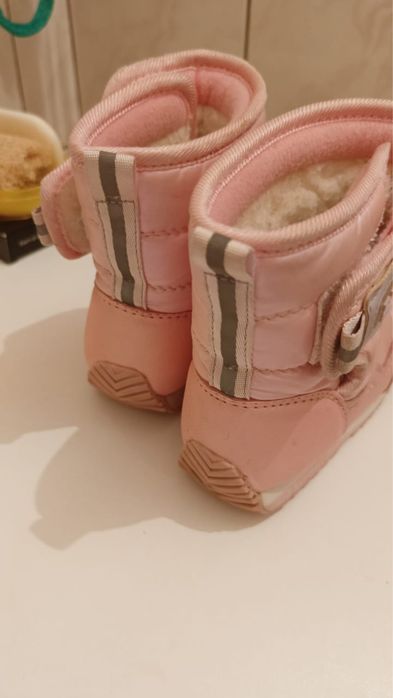 Обувь 23 размера, 4000 тенге