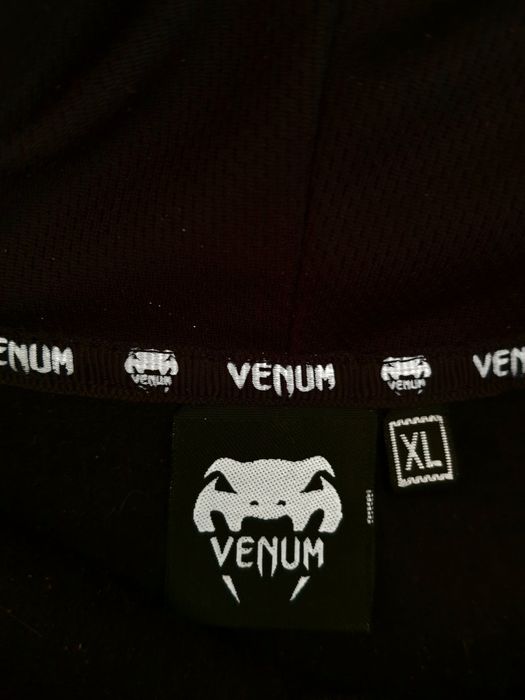 Суичър Venum XL Черен чисто Нов