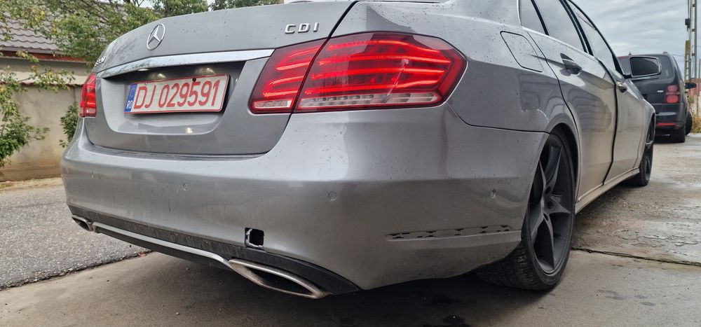 Bara spate mercedes w212 facelift  mercedes e class