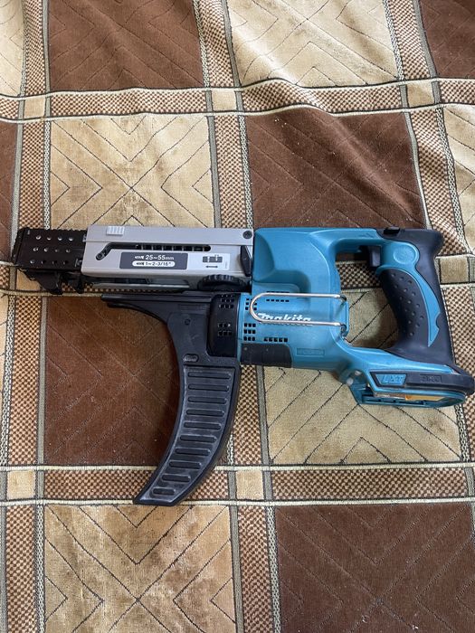 Autofiletantă gips carton Makita DFR550, 18V, acumulator 6.0Ah