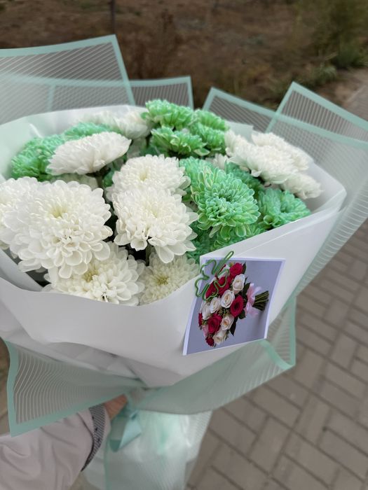 Продам цветы 6 мың
