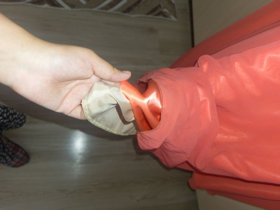 Продавам официална рокля