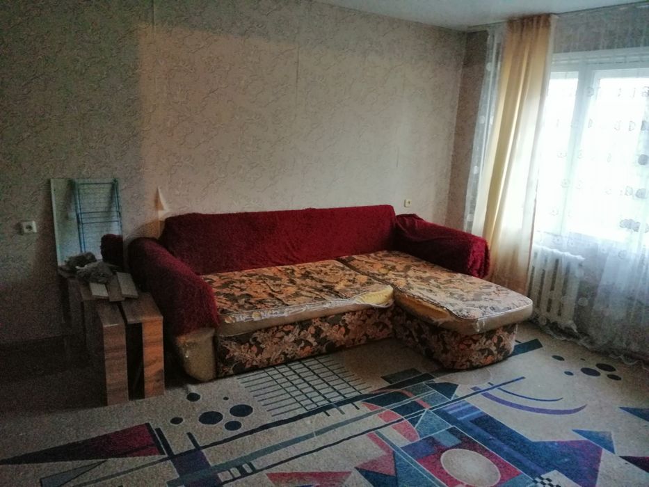Карбышева 15, 1 комн с мебелью