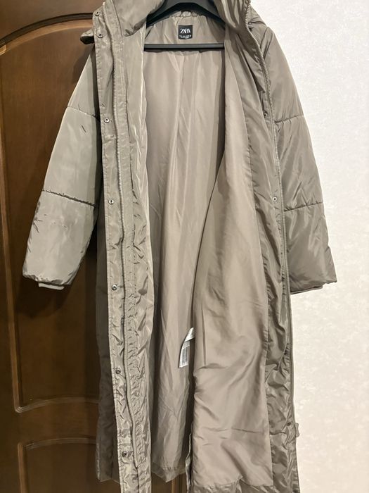 Продам пуховик Zara