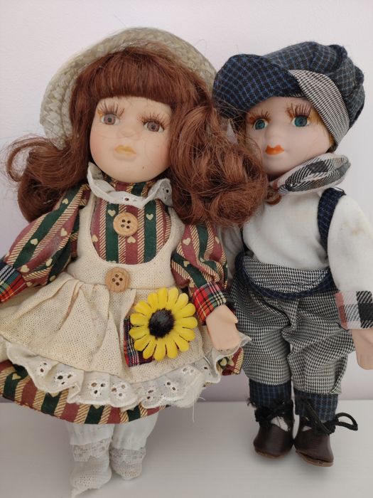 2бр.страхотни ретро кукли