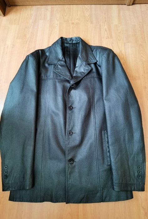 Geaca de piele barbateasca. Noua. Piele ecologica. Marimea L.