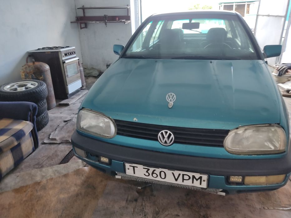 Продам гольф 3 1.8 моно