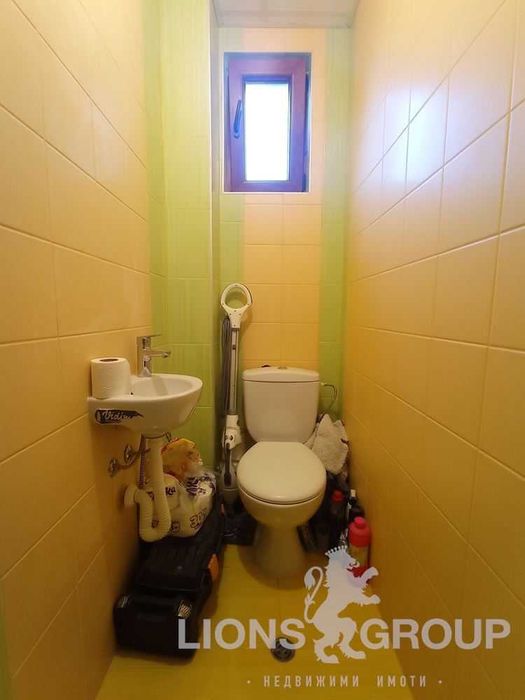 Продава се Тристаен апартамент в Варна, Възраждане 3 - 90 кв.м за 1556 €/кв.м - Снимка #15