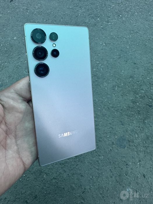 Samsung S25 ultra 1 tera bayt.