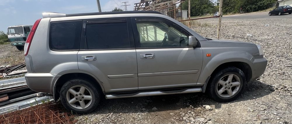 Nisan x-trail на части