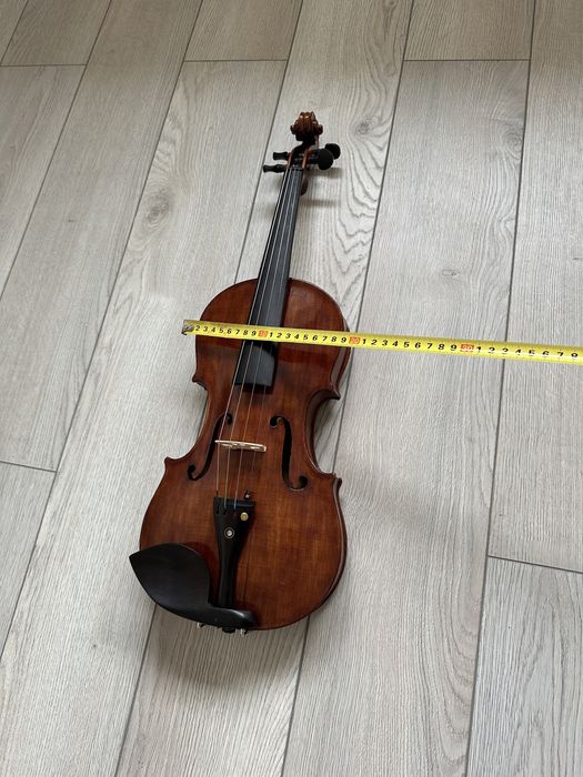 Vioara Stradivarius veche restaurata