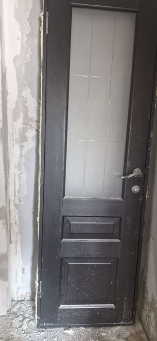 Продам 2 двери по цена одной