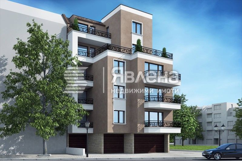 Продава се Четиристаен апартамент в Пловдив, Христо Смирненски - 109 кв.м за 1103 €/кв.м - Снимка #2