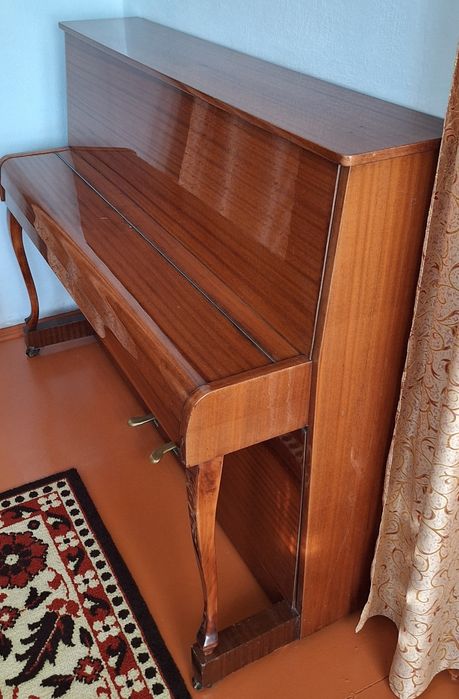 Пианино немецкое