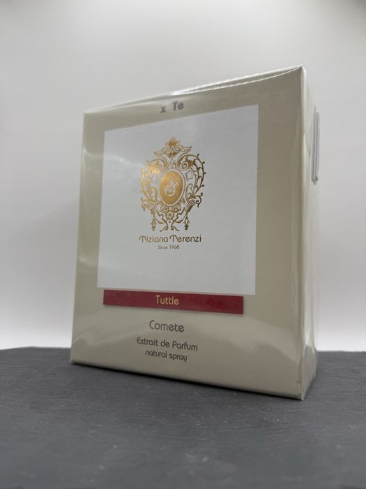 Tuttle Comete extract Tiziana Terenzi
