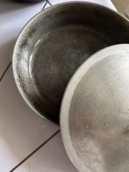 Кастрюли срочно продам