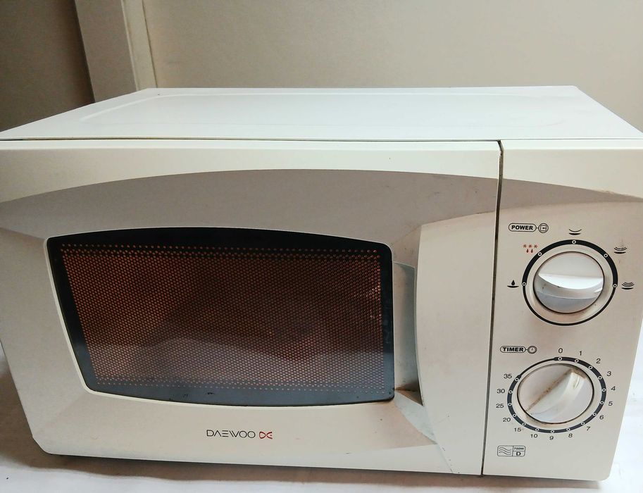 Микровълнова печка DAEWOO