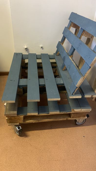 Диван и стол из поддона