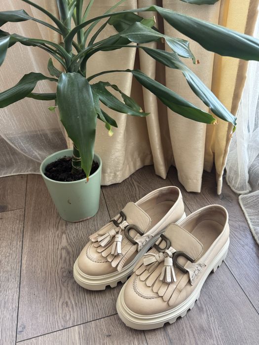 Лоуфъри Badura естествена кожа