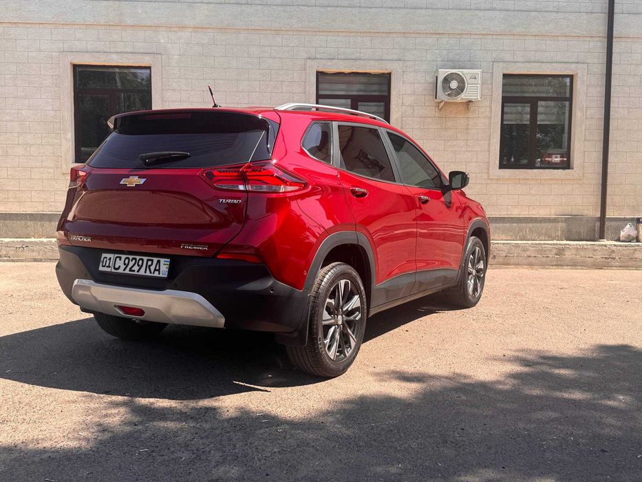 Продается свой  CHEVROLET TRACKER 2 Premier