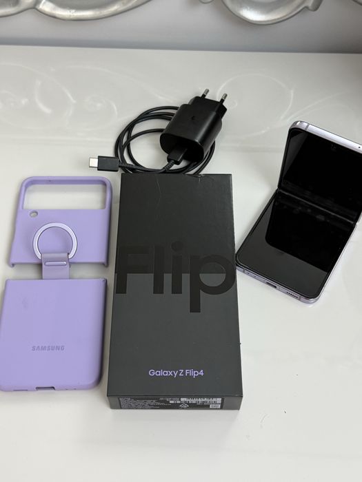 Сотовый телефон Самсунг