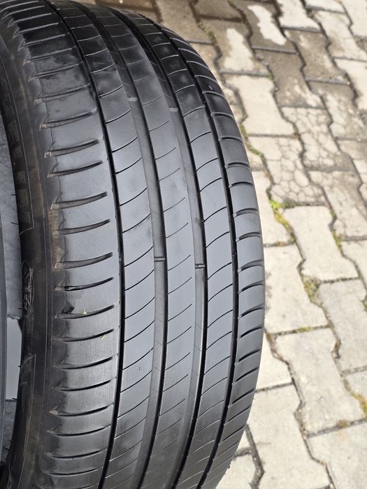 225 50 17 Michelin