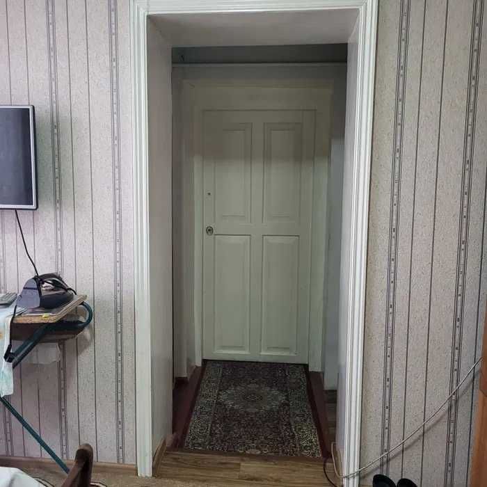 Гулабот 3 хоналик гиштли домда квартира сотилади