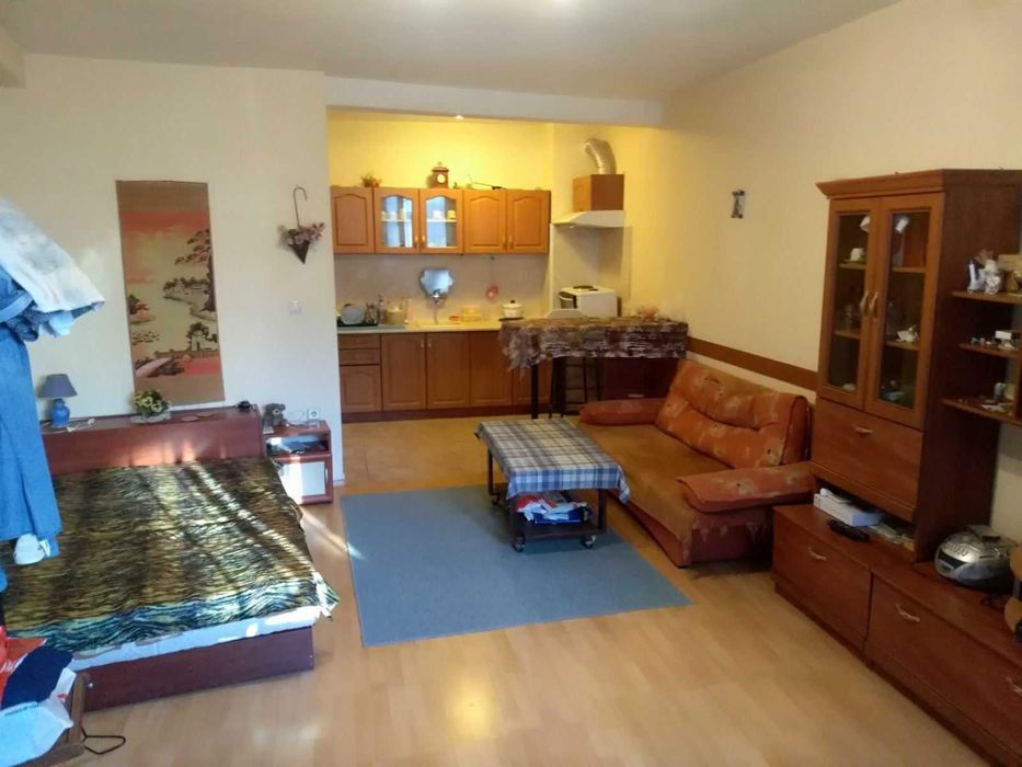 Двустаен апартамент в Изгрев