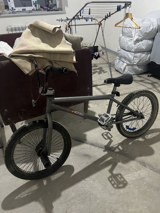 Продам бмх в среднем состояние